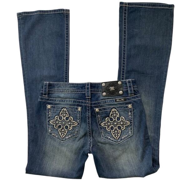 Miss Me Signature Jeans Women Size 28 Bootcut Pockets Rhinestones Whiskers Denim - Picture 6 of 12